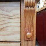 Pine chest of drawers