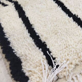 Handmade moroccan berber carpet 277 x 150 cm