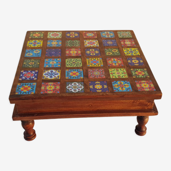 Square rosewood tea table with 36 small hand-painted ceramic tiles