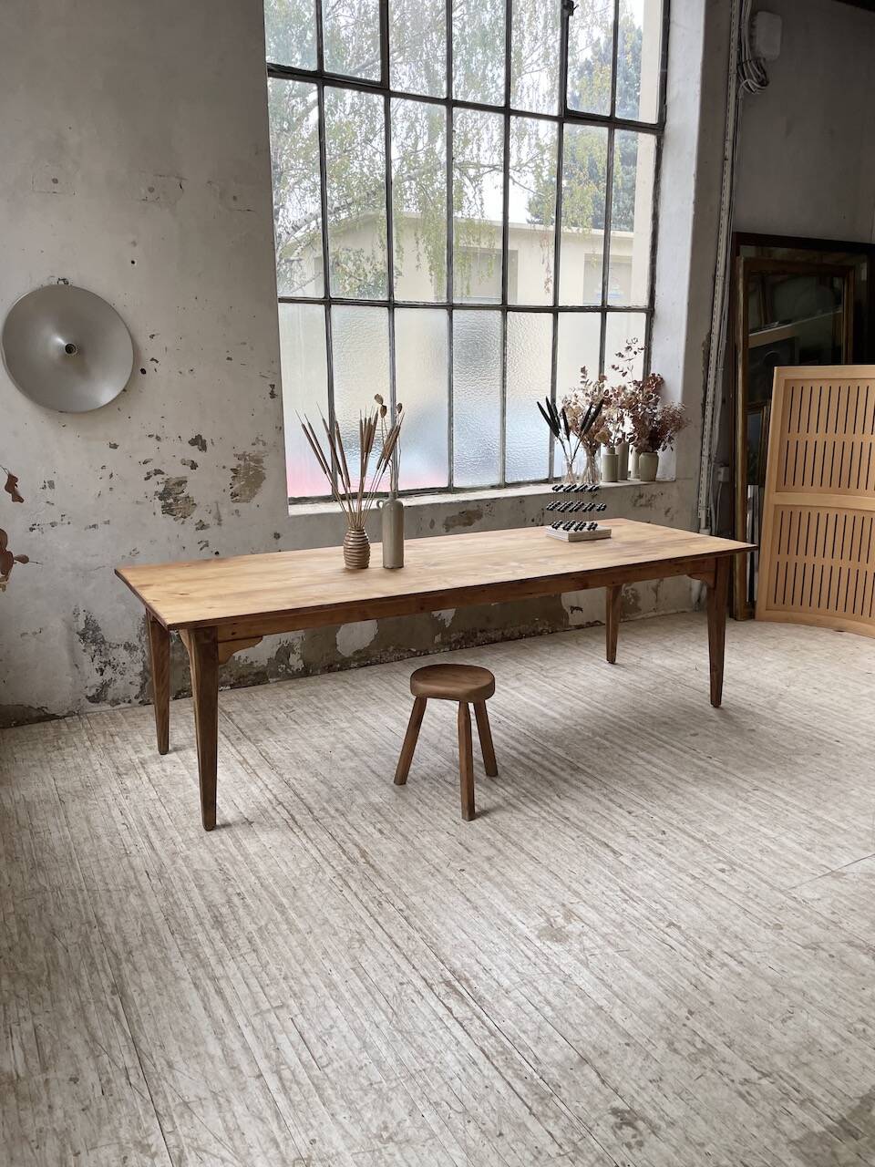 Farmhouse table with spindle legs 2.50m