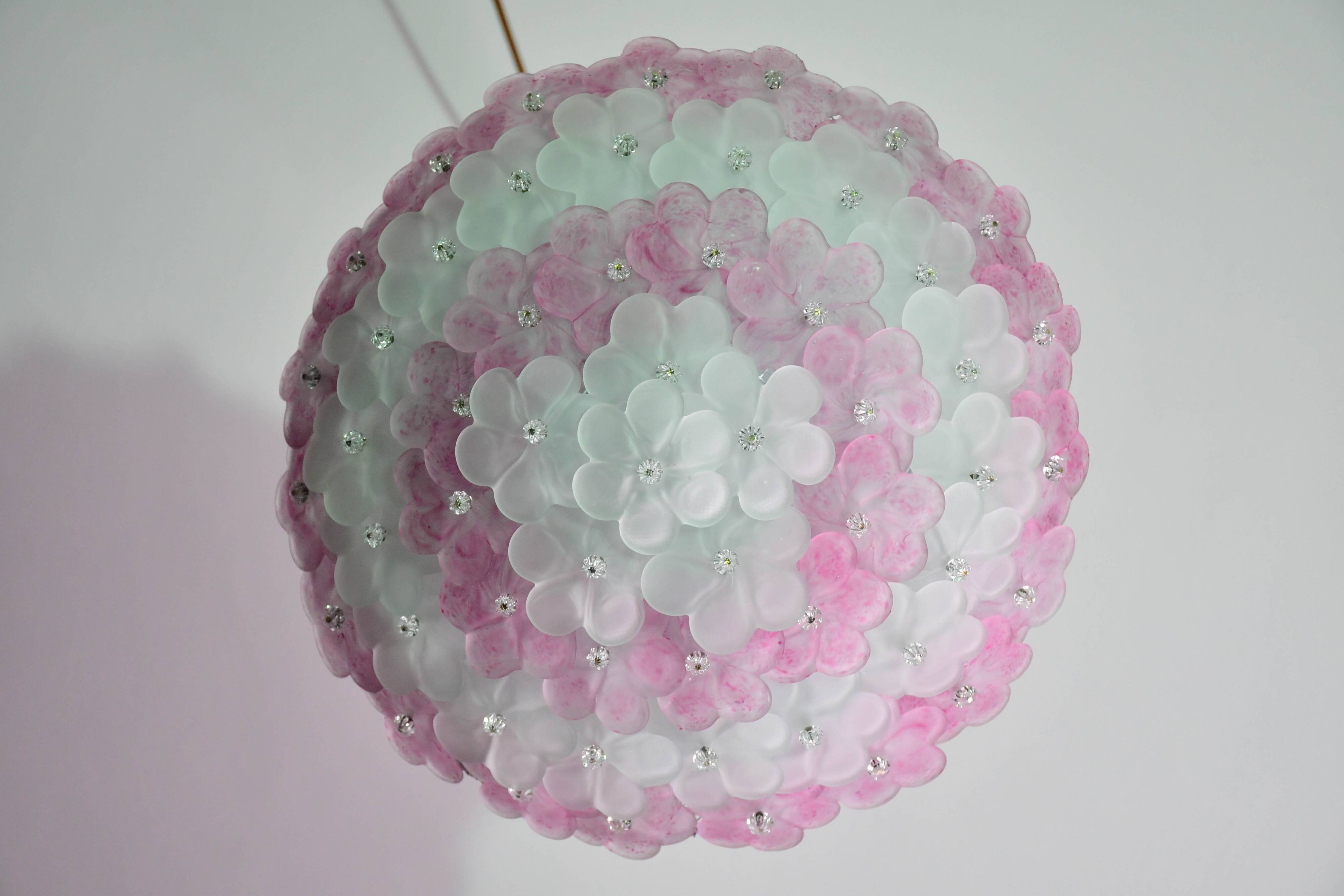 Elegant Murano ceiling light pink flower by Seguso for Venini, Italy