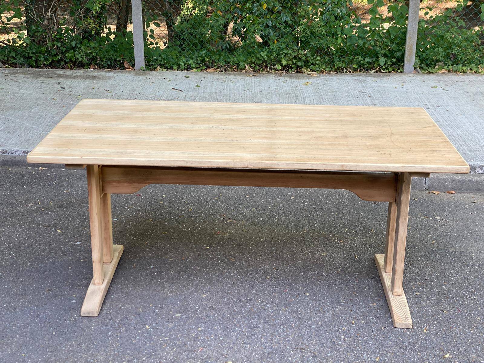 Rectangular extendable dining table in the style of Rainer Daumiller, 1970.