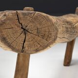 Tabouret tripode primitif Wabi Sabi, France, 18ème siècle