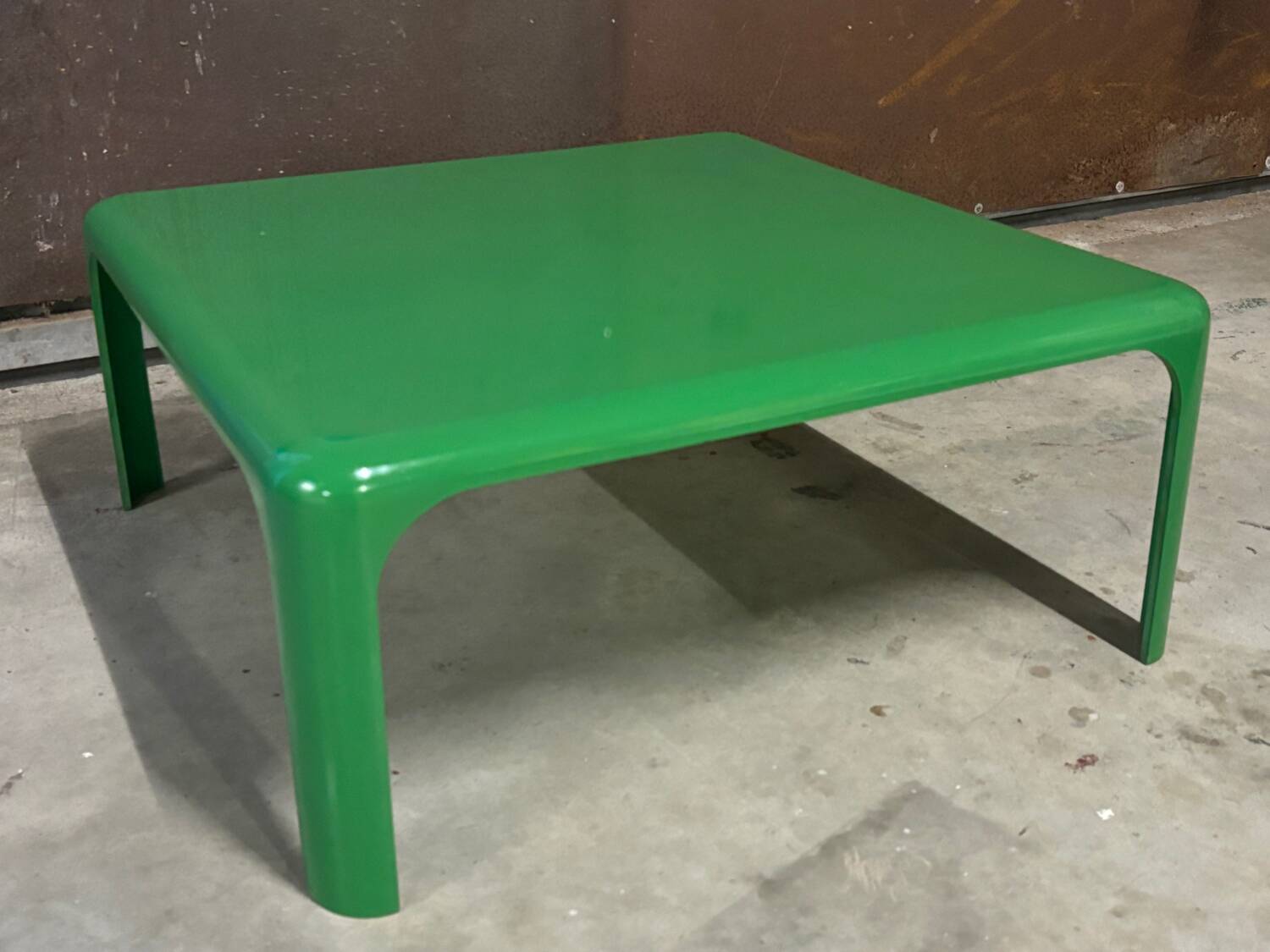 Artemide table - Demetrio 70 by Vico Magistretti