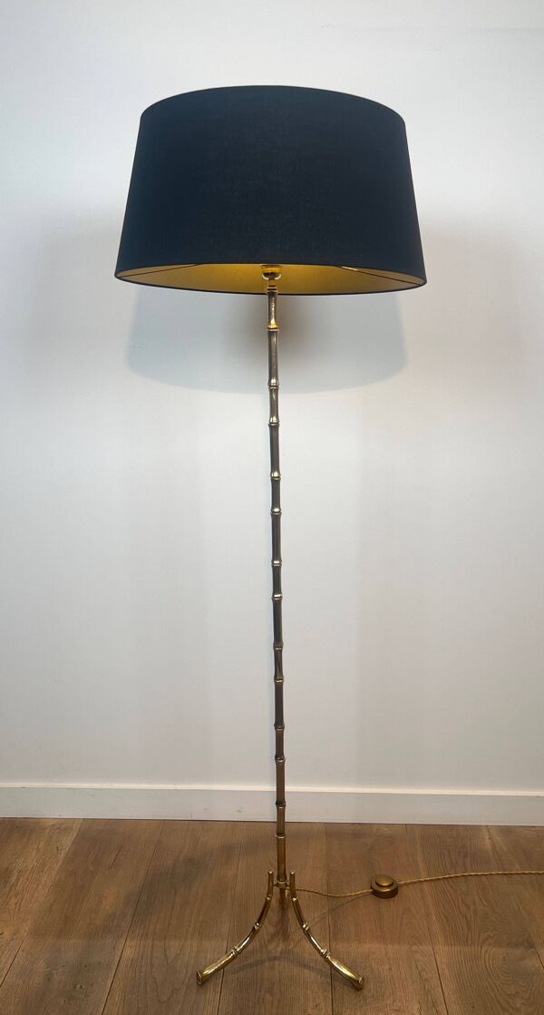 Lampadaire de parquet en bronze façon faux-bambou de la maison Baguès