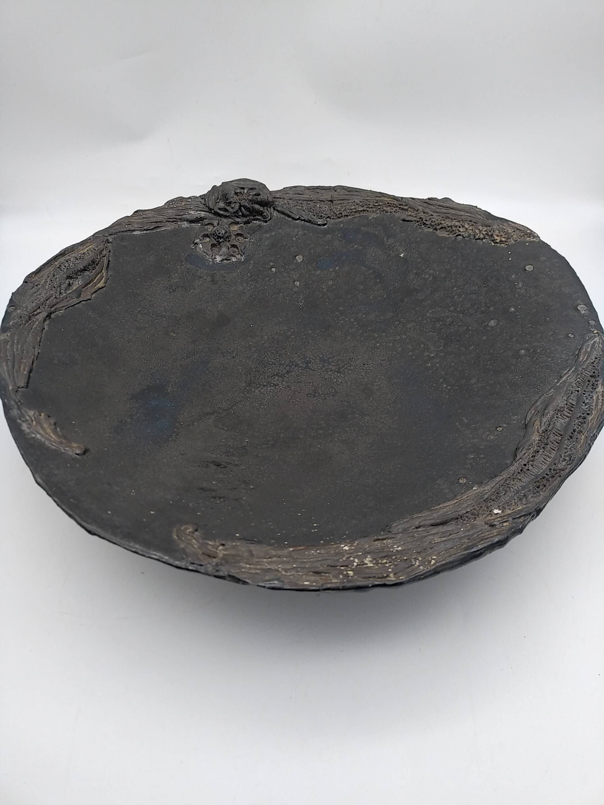 Large vulcanized ceramic bowl. Black. Artisanal work.