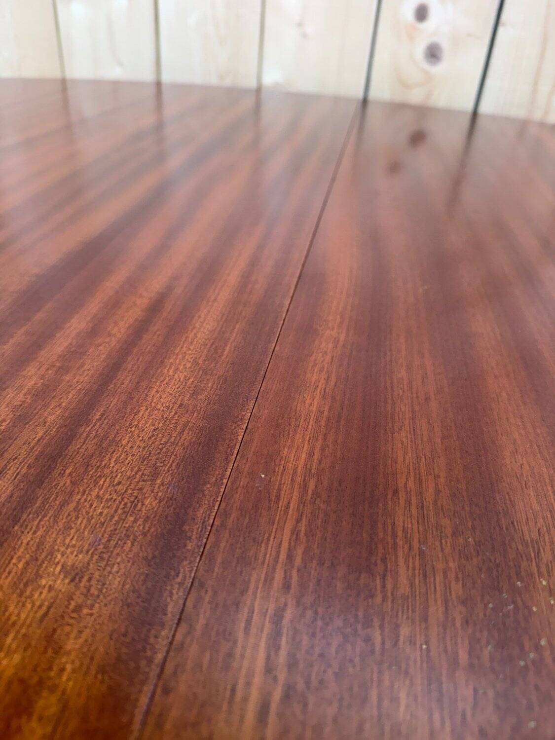 Oval dining table in Louis XVI style
