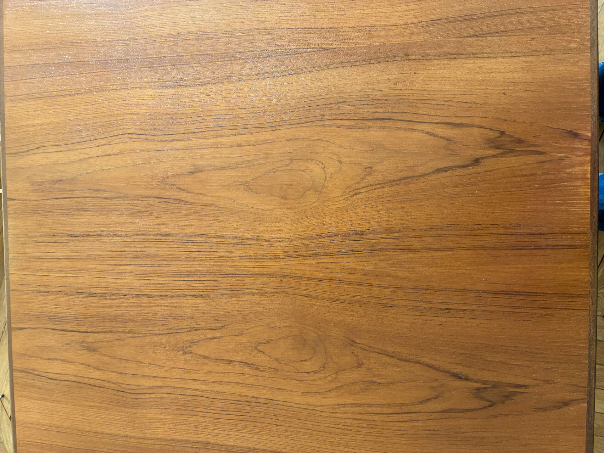 Extendable dining table in teak by Ib Kofod-Larsen