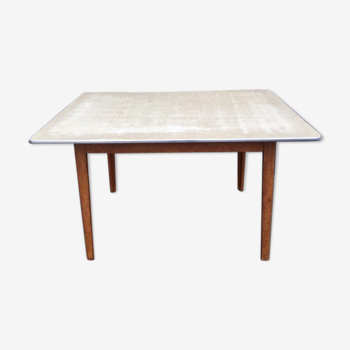 Wood and formica table
