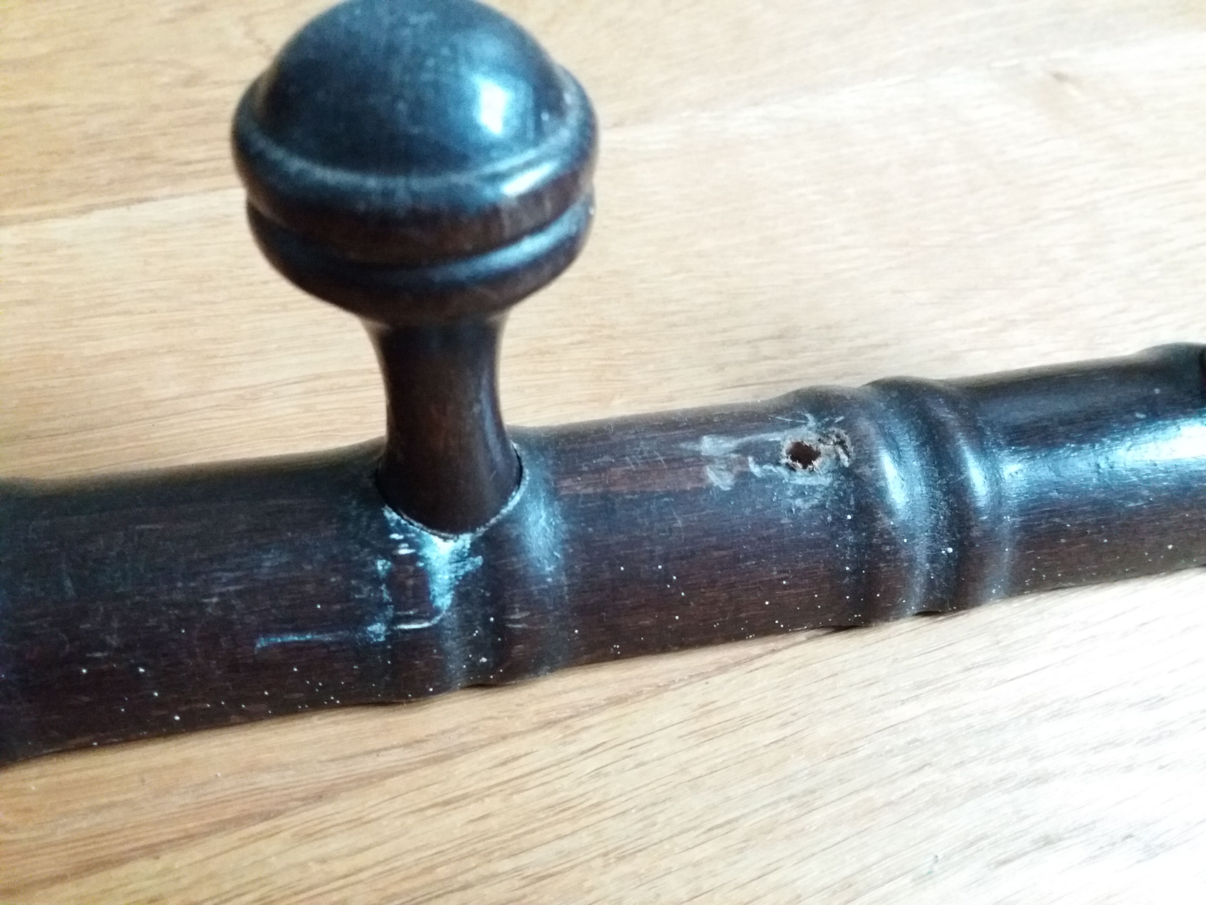 Wall-mounted coat rack 4 hooks