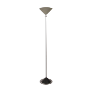 Lampadaire de la marque