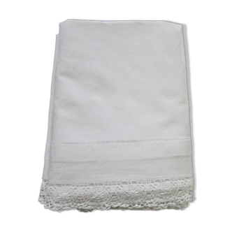 Drap ancien en coton blanc, jours et dentelle en bordure   2.05 x 2.75 m