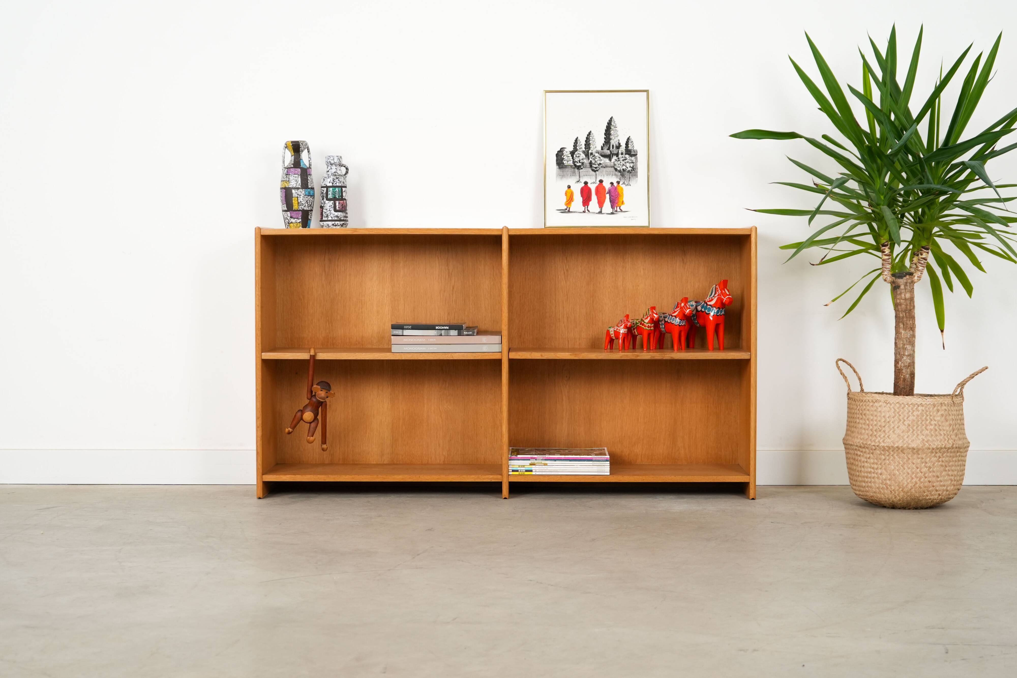 Oak bookcase, Danish design, 1970s, manufacturer: Lyby Møbler