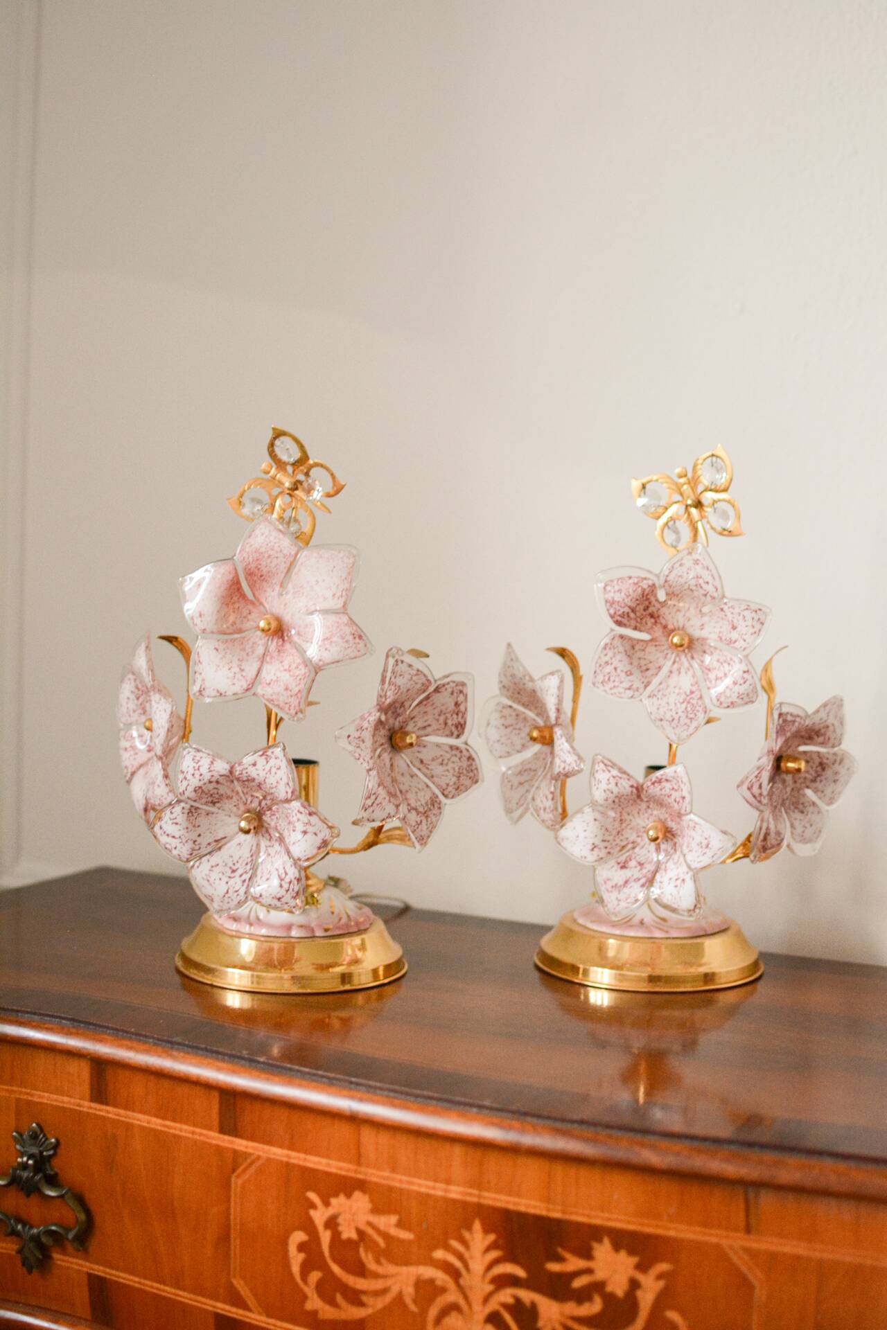 Vintage Murano table lamps, pink blown glass and gold details, pair.
