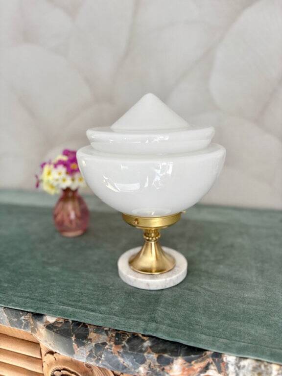 Lampe mid century avec opaline soucoupe blanche