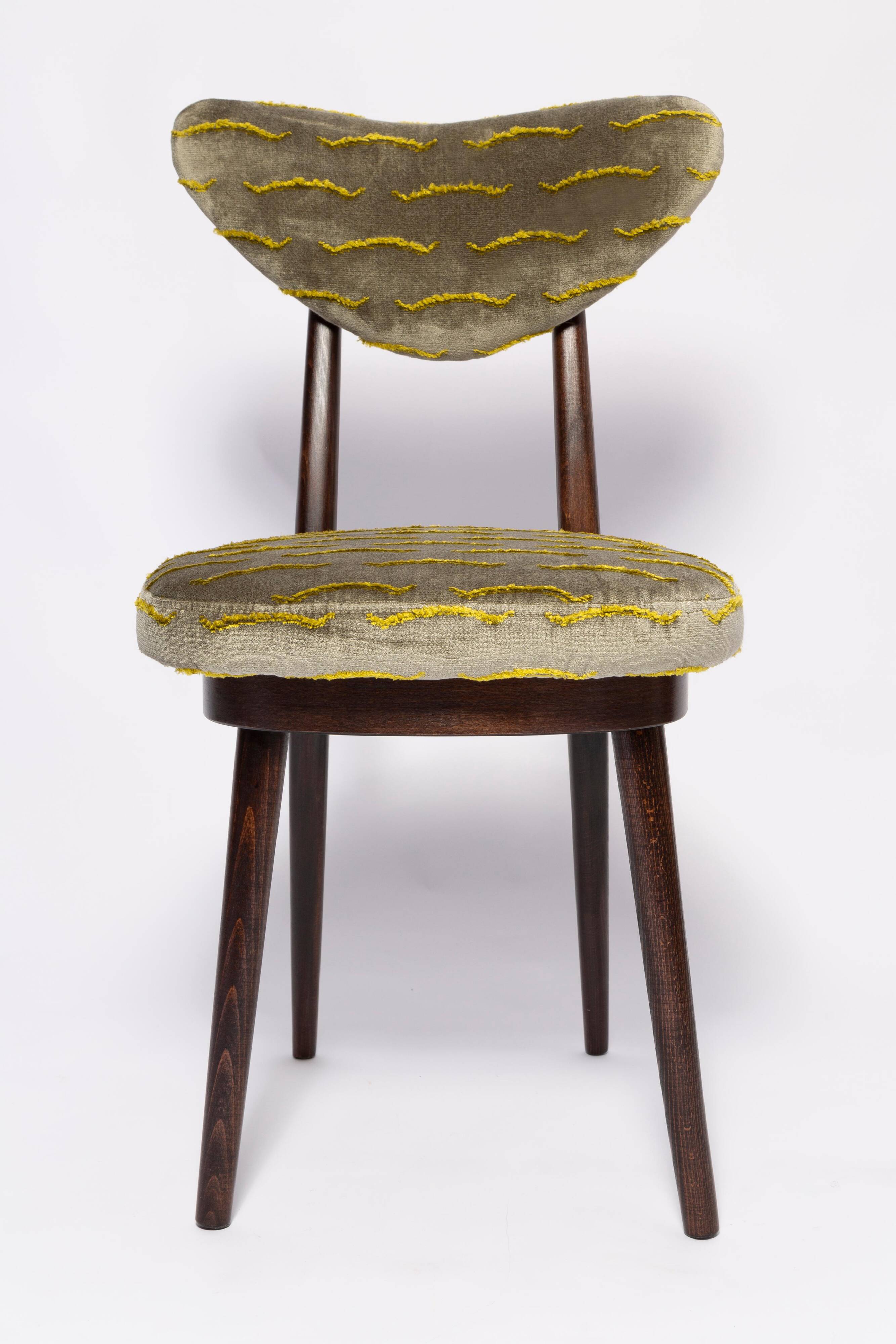 Heart-shaped mid-century chair in green velvet New Waves, Europe, 1960s
