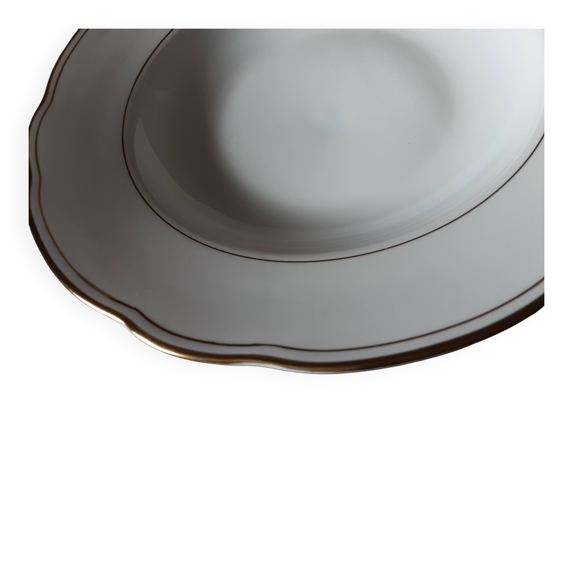 Set of 4 Czechoslovakian soup plates