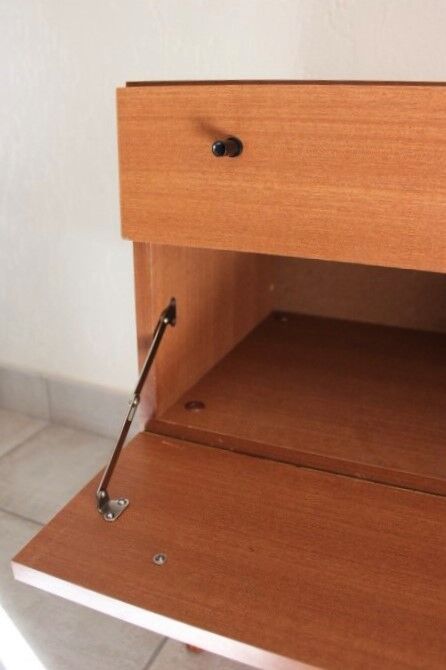 3K 1960s bedside
