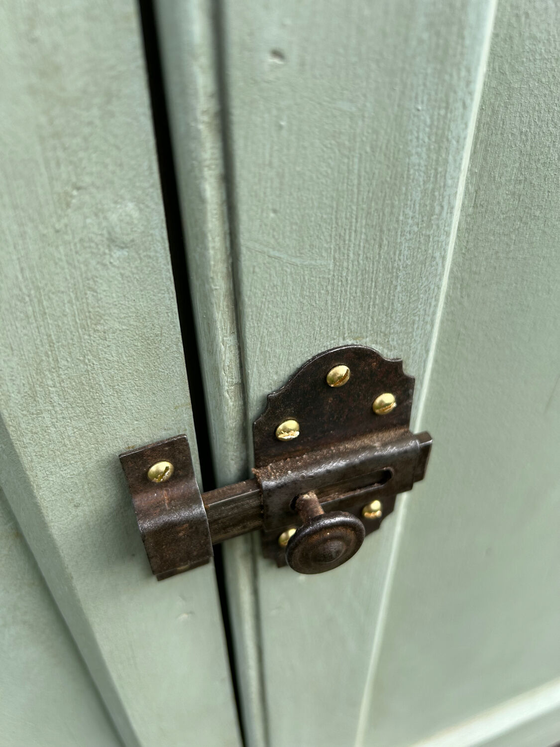 Renovated green mastic Parisian buffet.