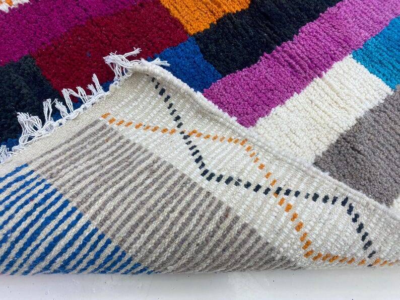 Moroccan Berber rug 250cm x 150cm