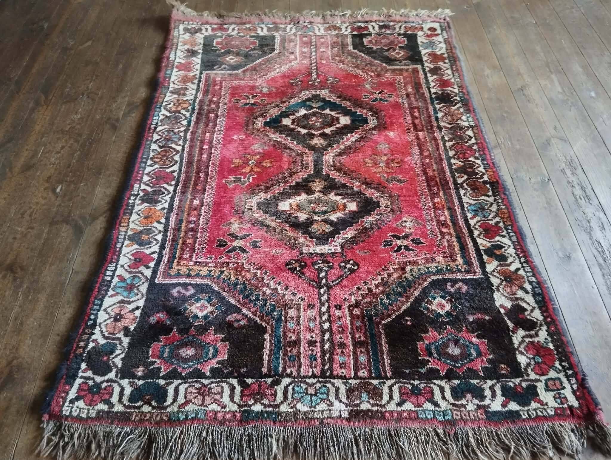 Tapis Persan Shiraz fait main 166x112cm