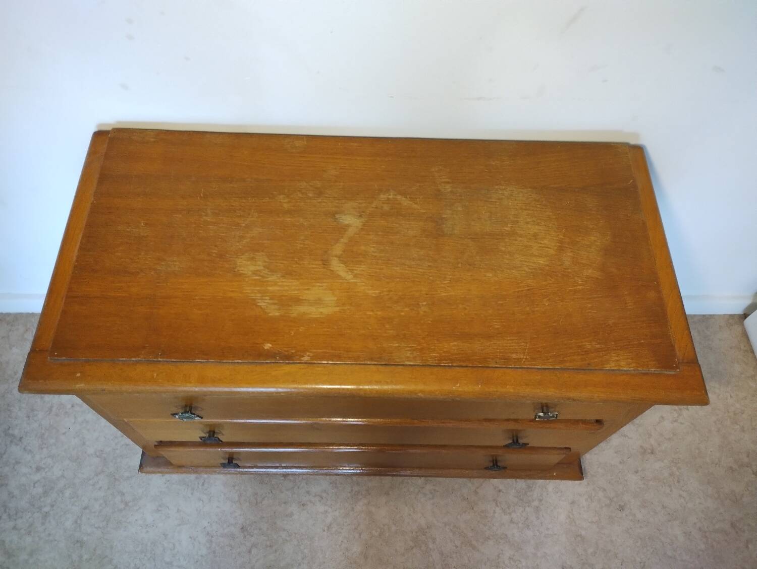 Vintage chest of drawers