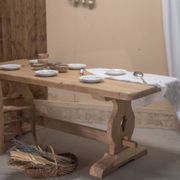 Table monastère rénovée