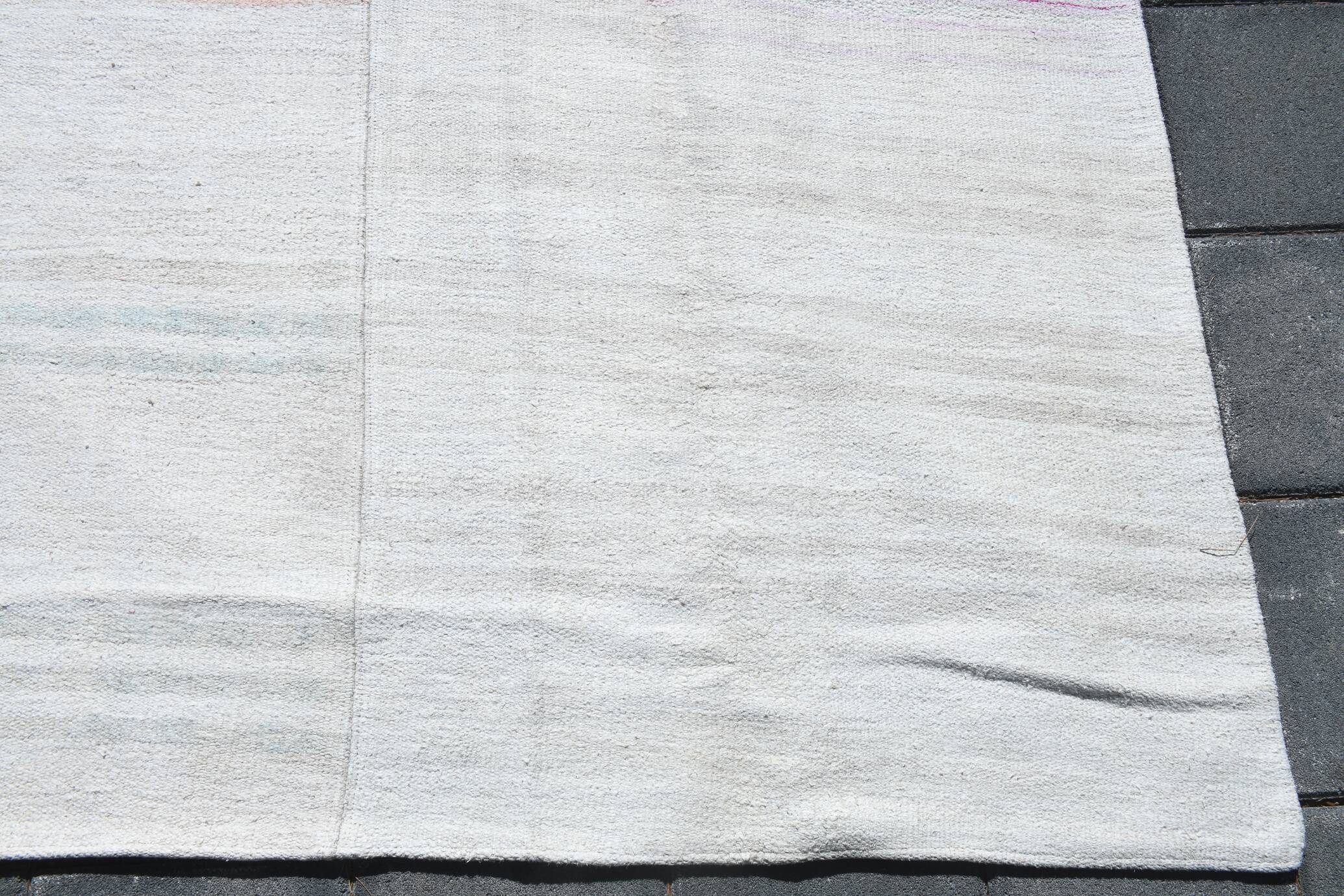 Tapis kilim vintage rayé Off-White