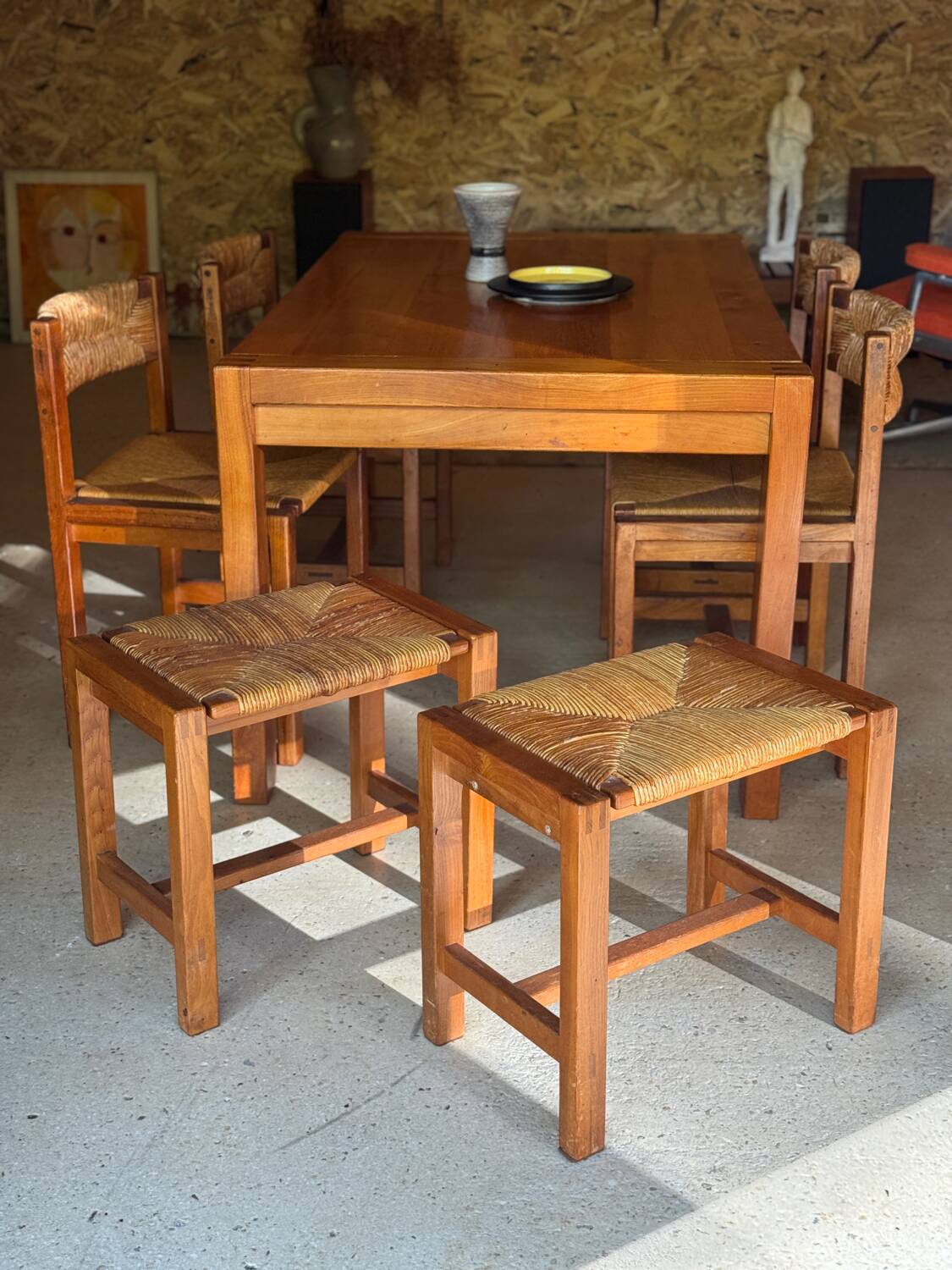 Regain 1970 table chairs