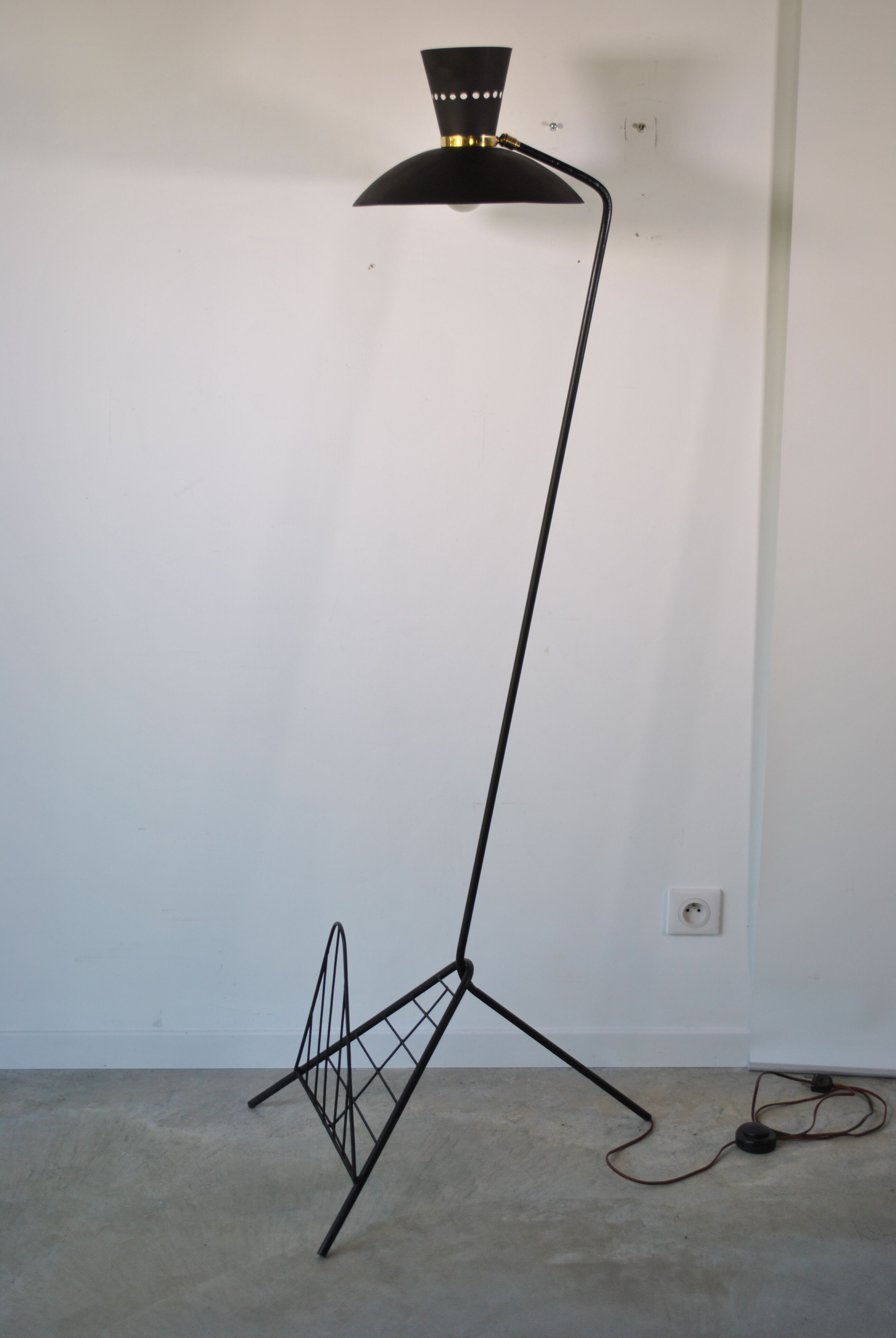 Lampadaire diabolo porte revues 1960