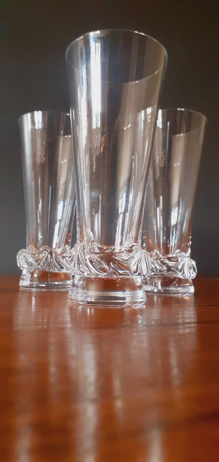 4 Champagne flutes from the 1950s in Daum crystal, Sorcy model