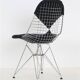 Set of 4 “DKR-2” wire chairs with “Bikini” by Charles & Ray Eames for Herman Miller / Mid-century modern design / 1950s / 1960s