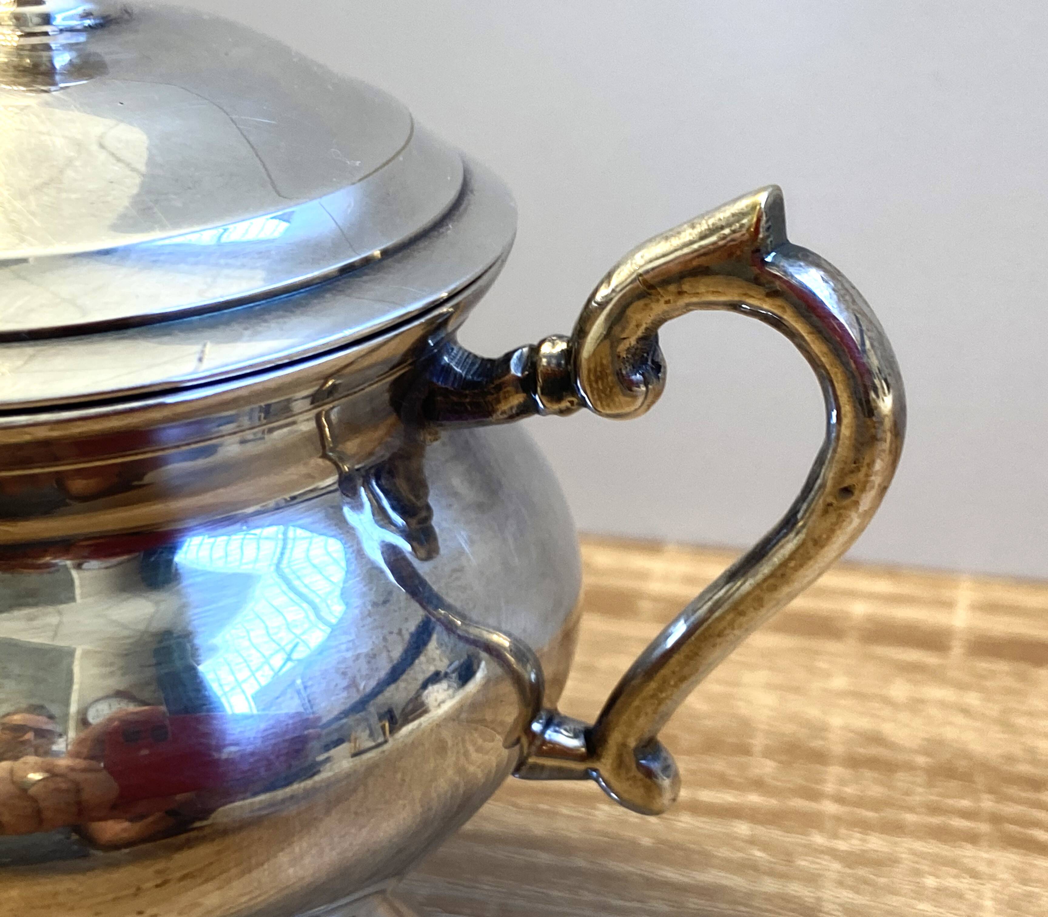 Elegant & Antique Sugar Pot Louis XVI Style Rocaille Bronze Silver