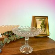 Molded glass pedestal bowl