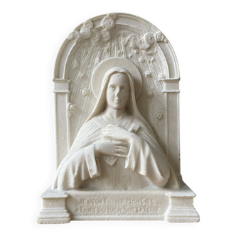 Ancient alabaster reliquary