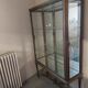 Large display cabinet in brass and glass - Louis XVI style - Early 20th century