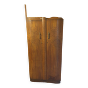 Shrager English Wardrobe