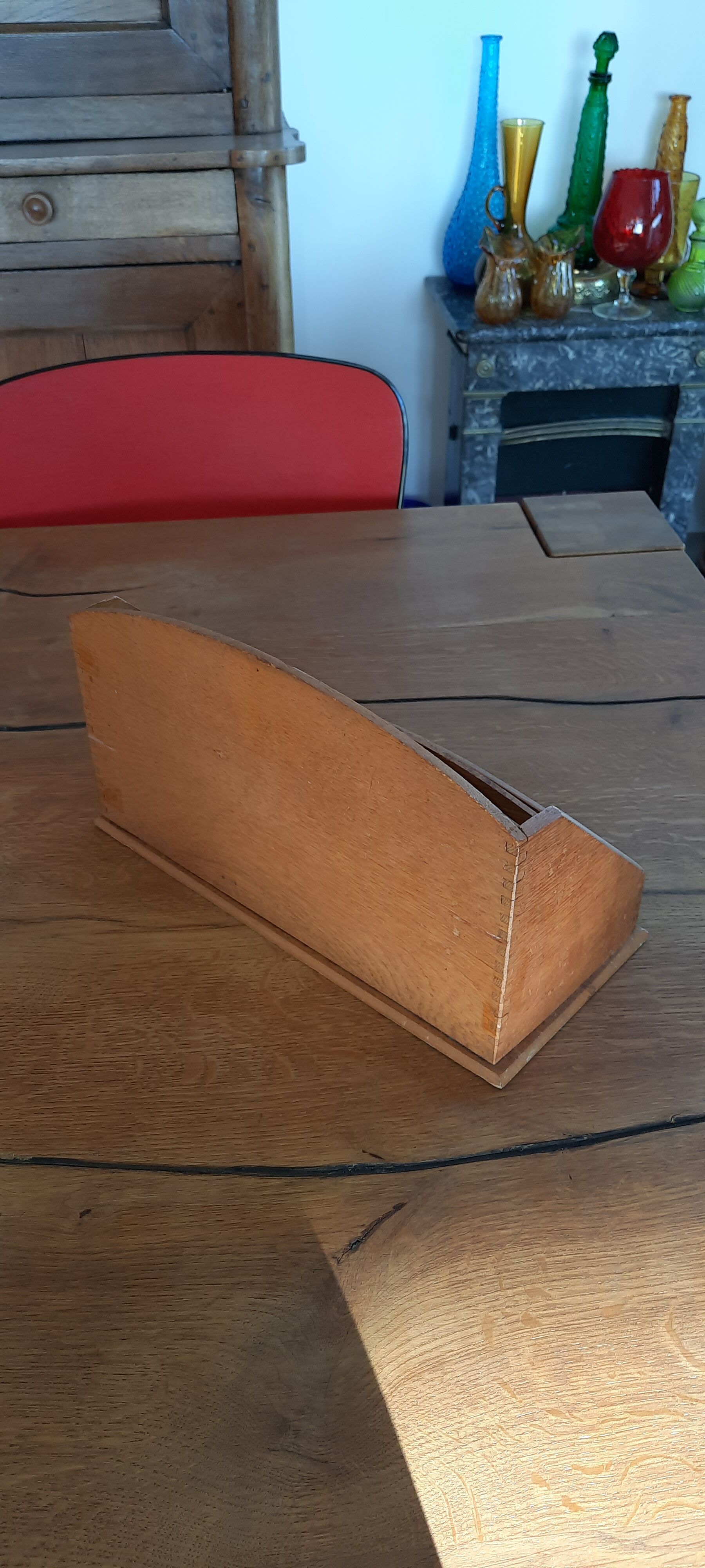 Trieur de courrier en bois vintage