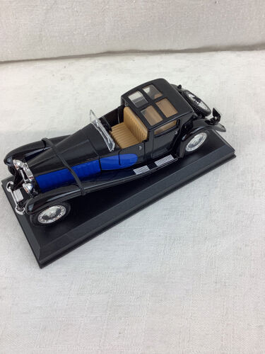 Miniature Bugatti Royale 1928