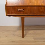 Buffet haut en teck de style moderne du milieu du siècle, fabriqué par Farso Mobelfabrik, Danemark.