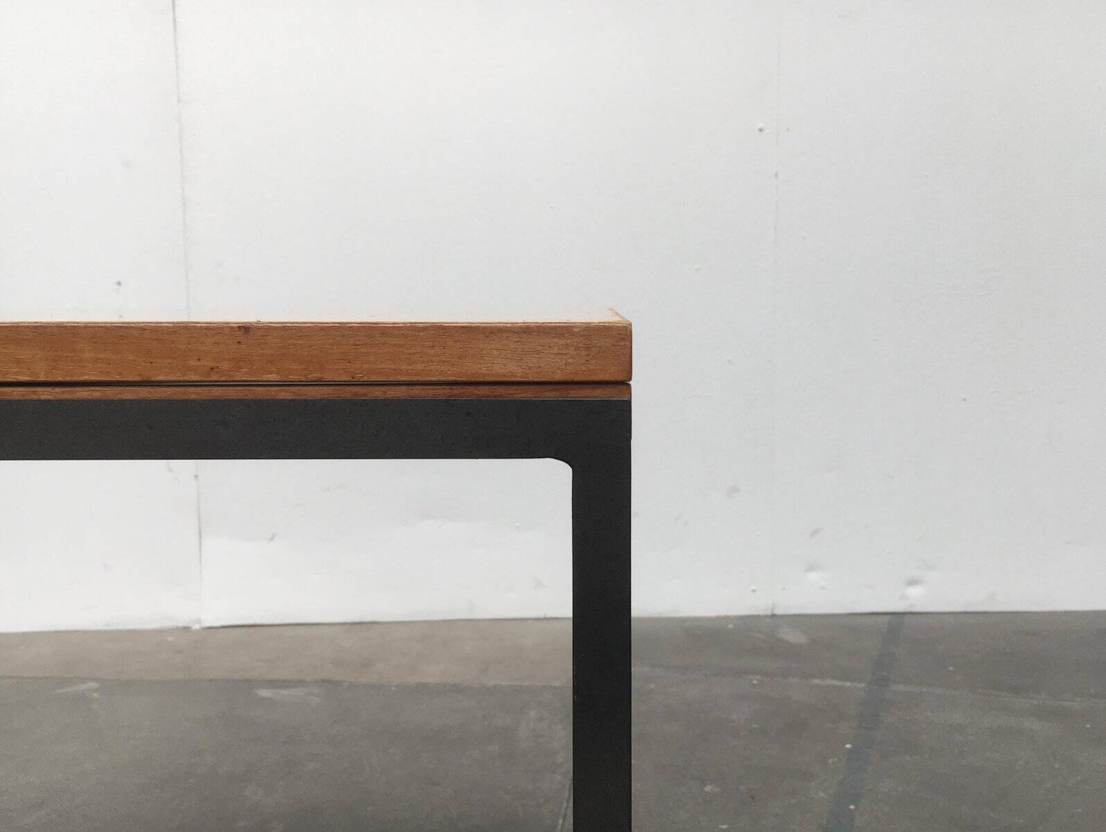 Mid-century minimalist convertible side table model T-Angle by Florence Knoll for Knoll International, 1950s.