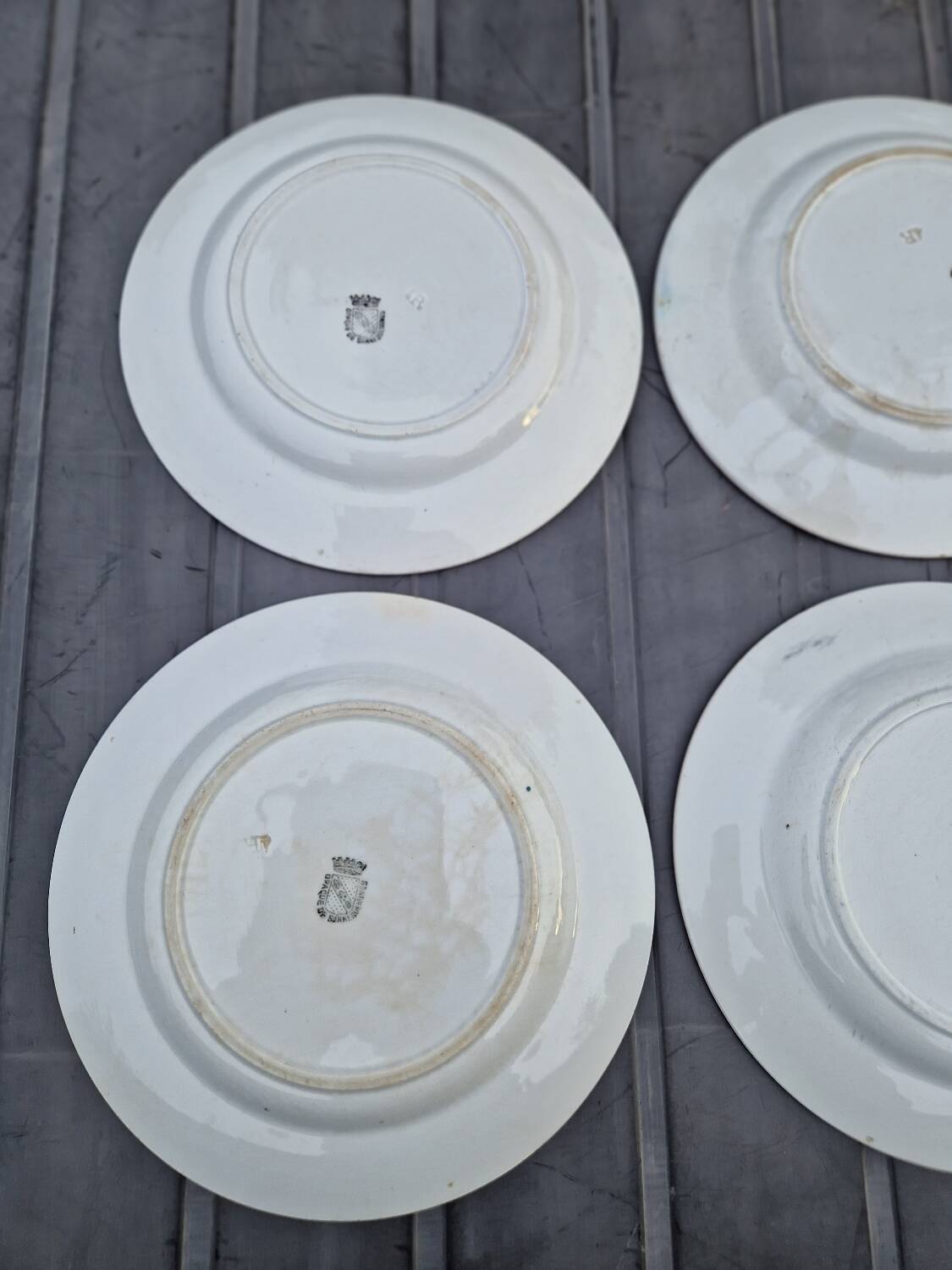 4 old plates 1900 Sarreguemines