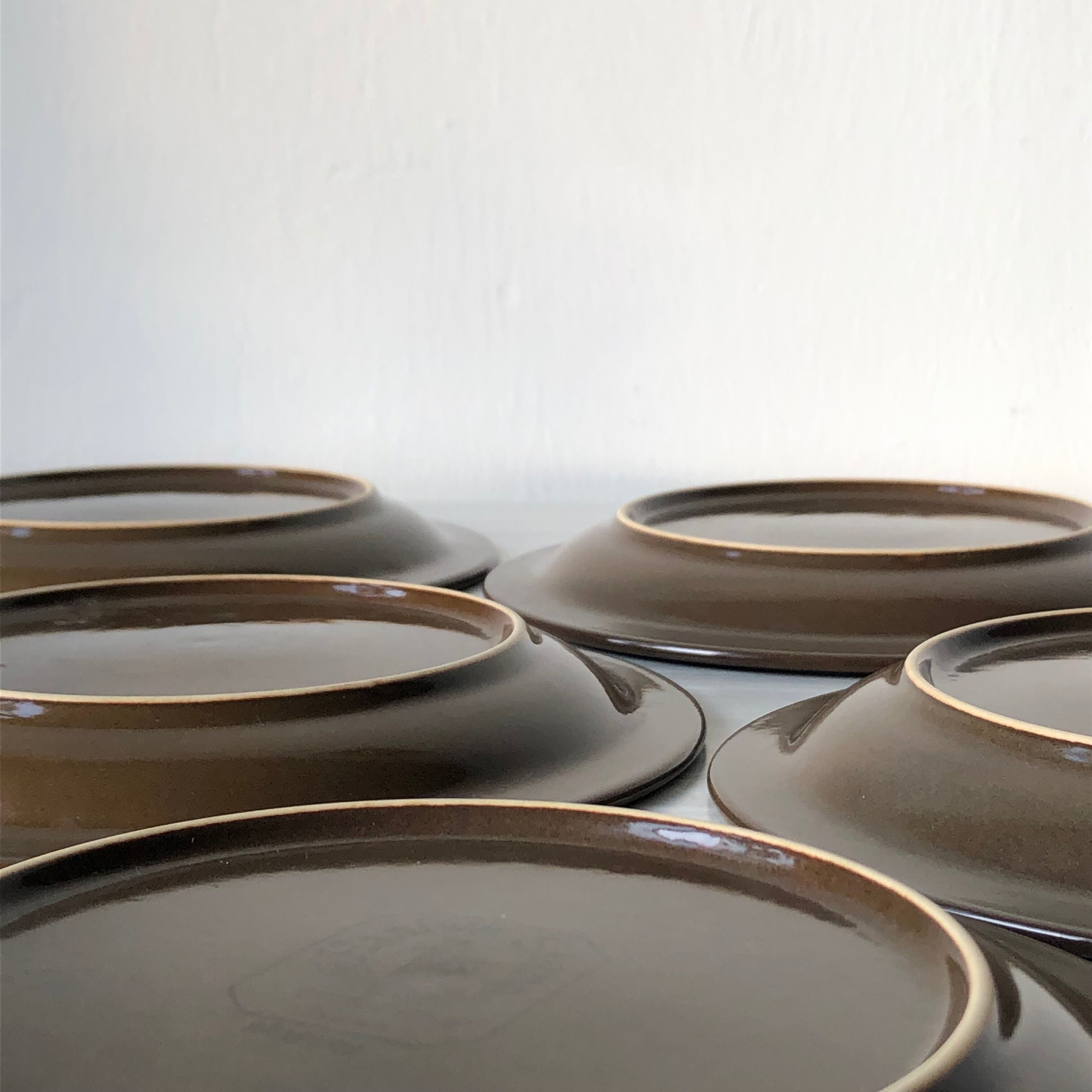 6 Japanese plates in Haniwa Stone glazed stoneware, Arafura model