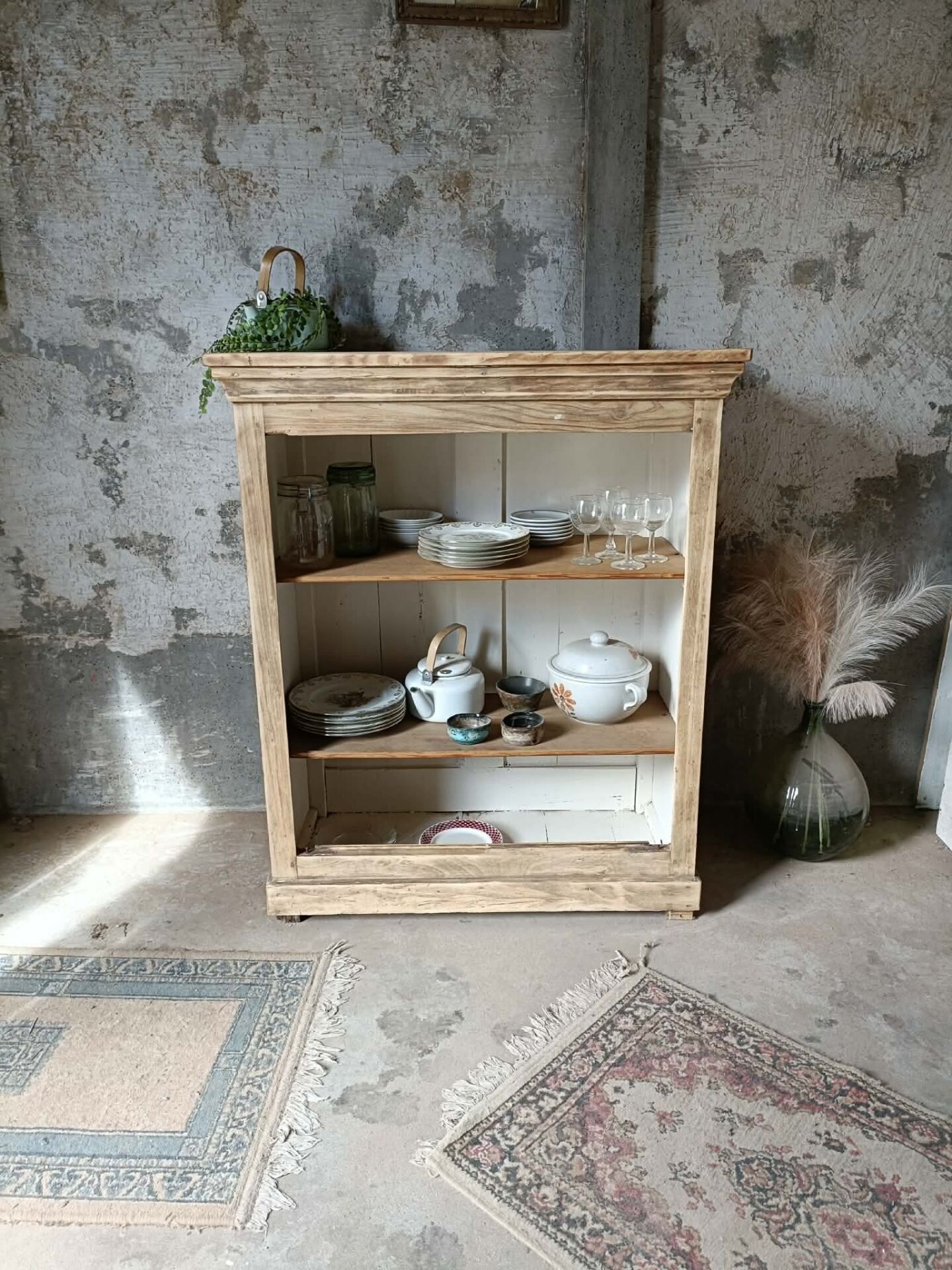 Buffet ouvert en bois 