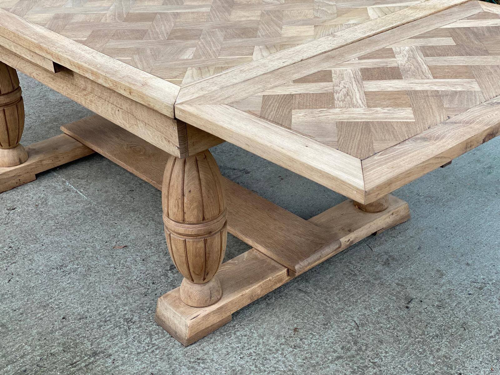 Renovated Art Deco monastery table, extendable, in raw oak, 250cm.