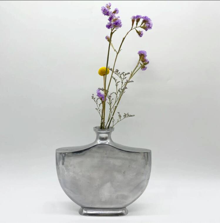 Vase « Coquillage » / Fonte d’aluminium – 1970s