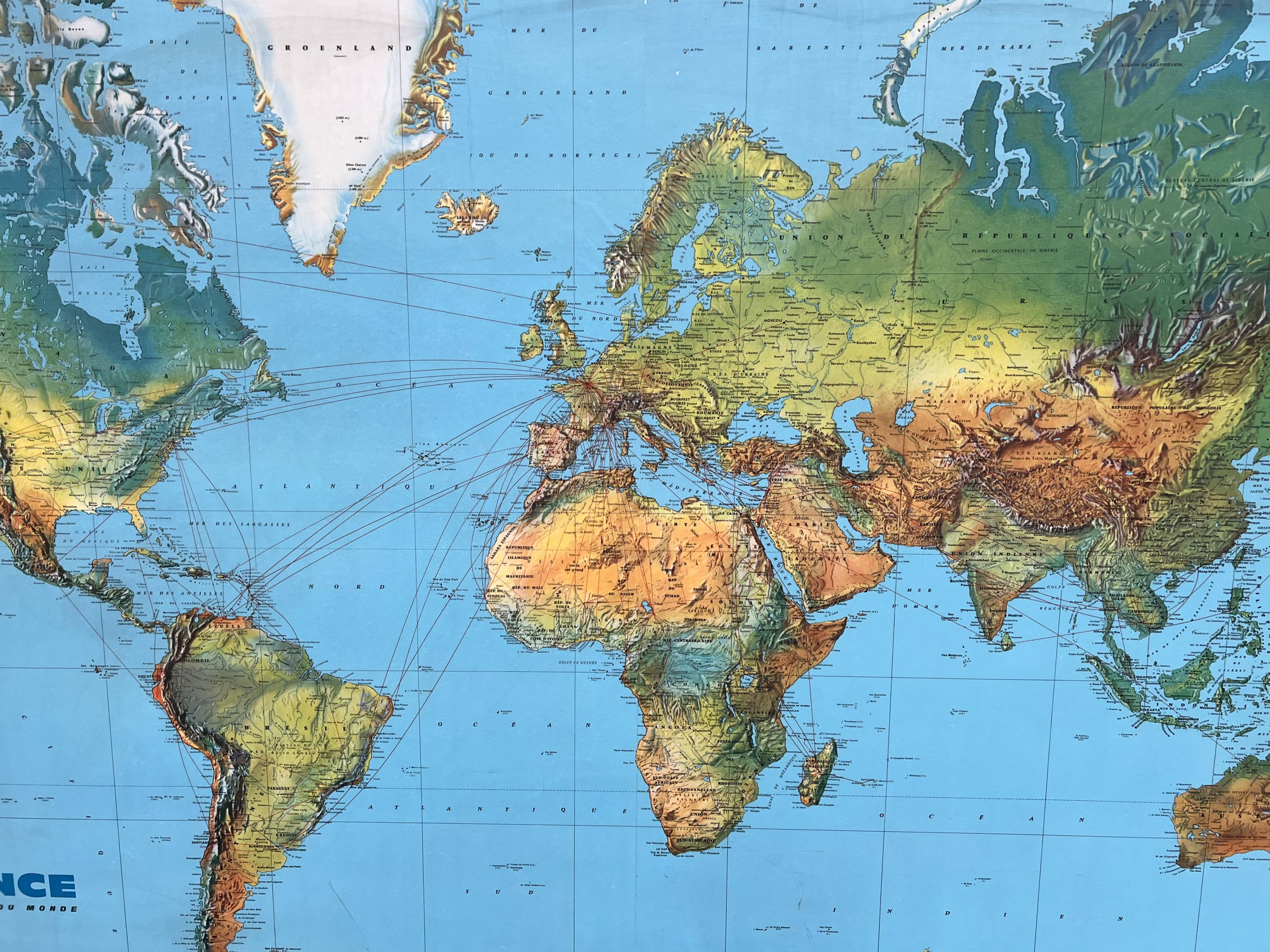 Former Air France planisphere published by Permalux