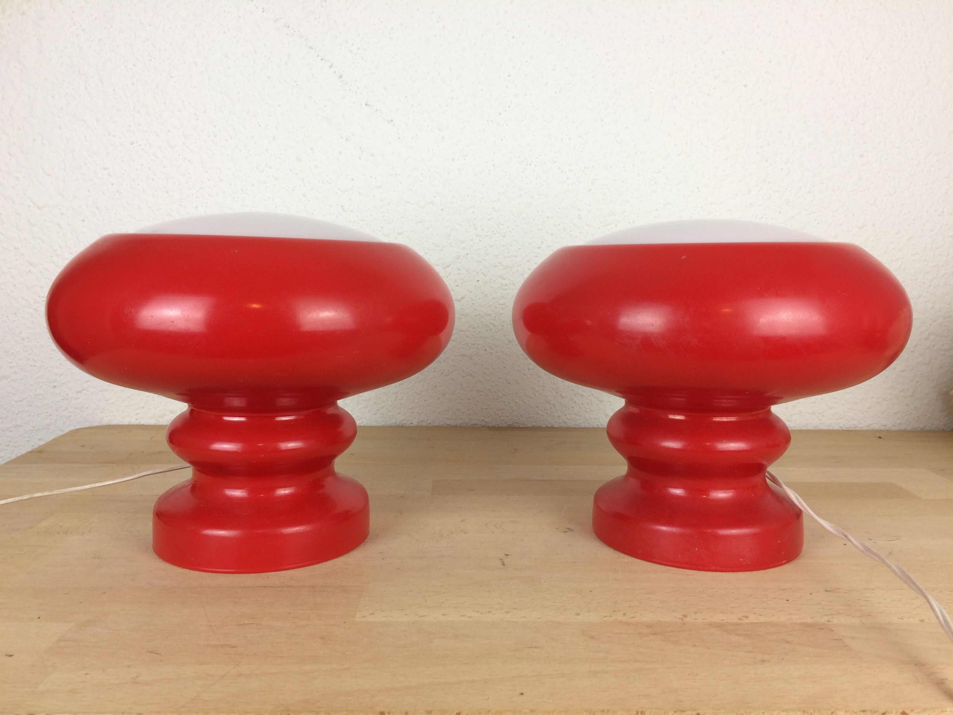 Pair of mushroom lamps red glass space age, 70s