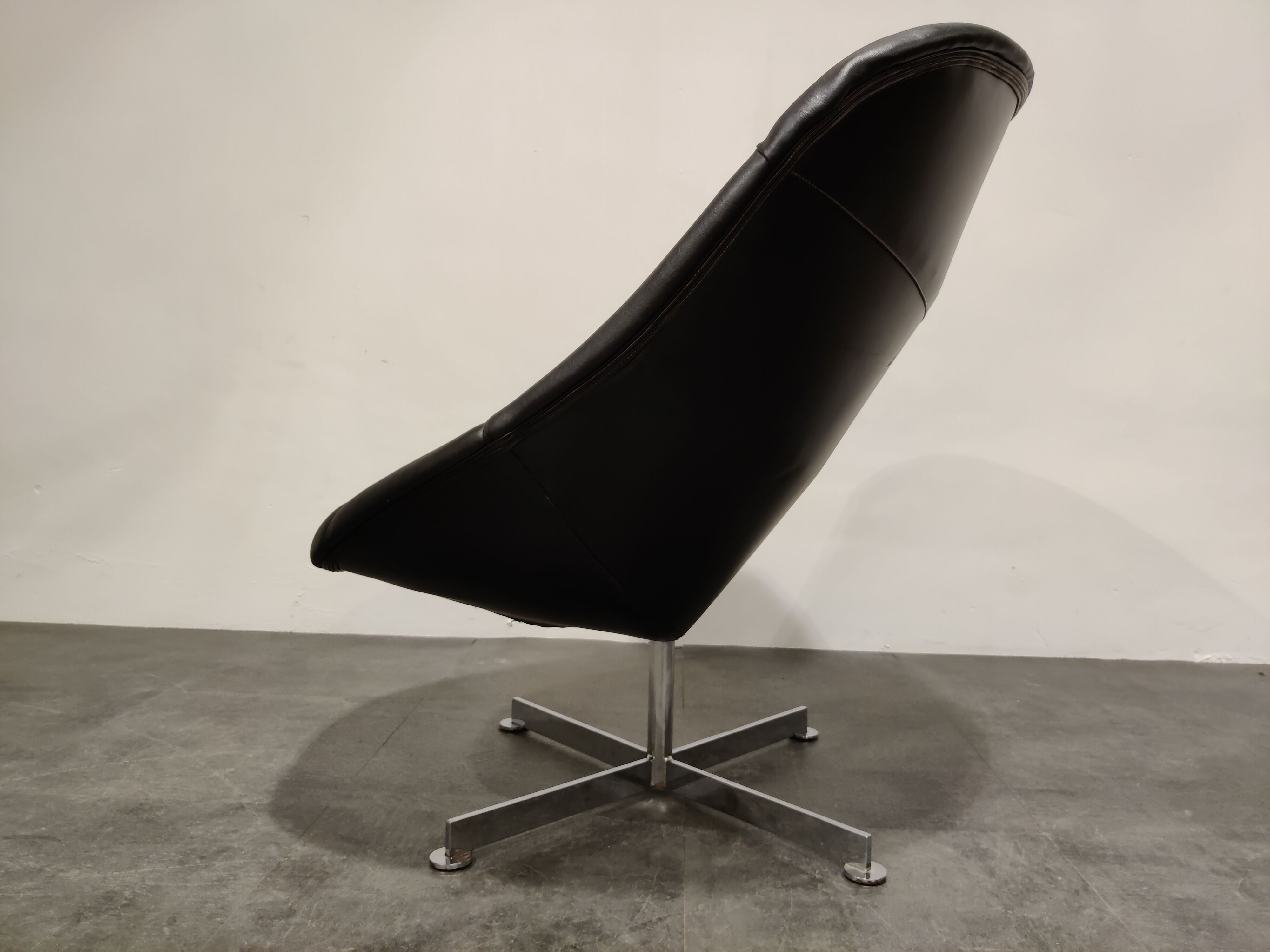Vintage swivel chair by Rudolf Wolf for Rohé Noordwolde, 1960