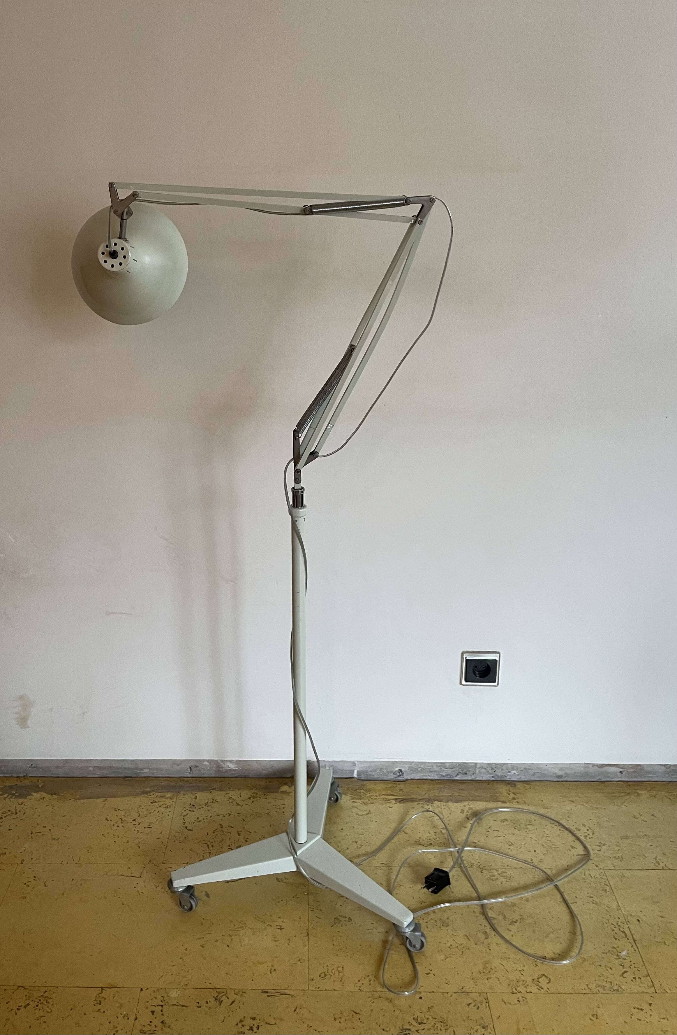 Adjustable and rollable standing light by H. Busquet for Hala Zeist